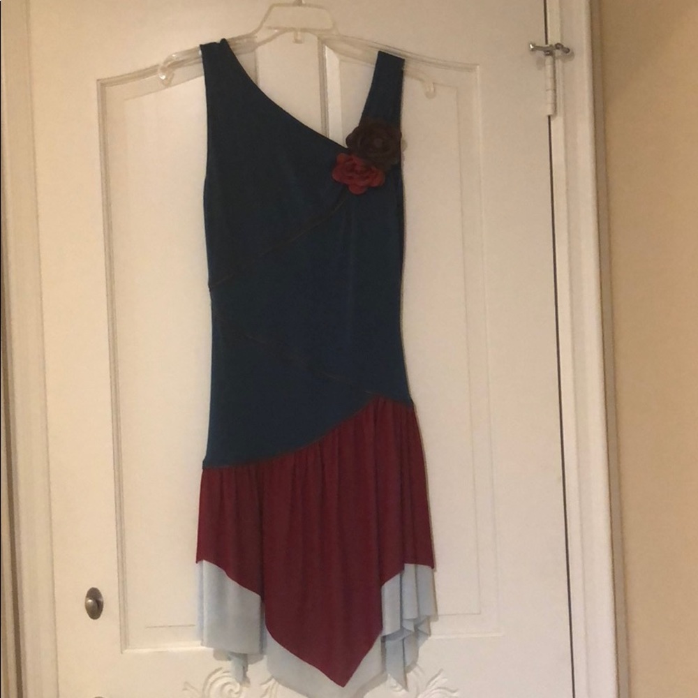 ISSAI Gorgeous dress
